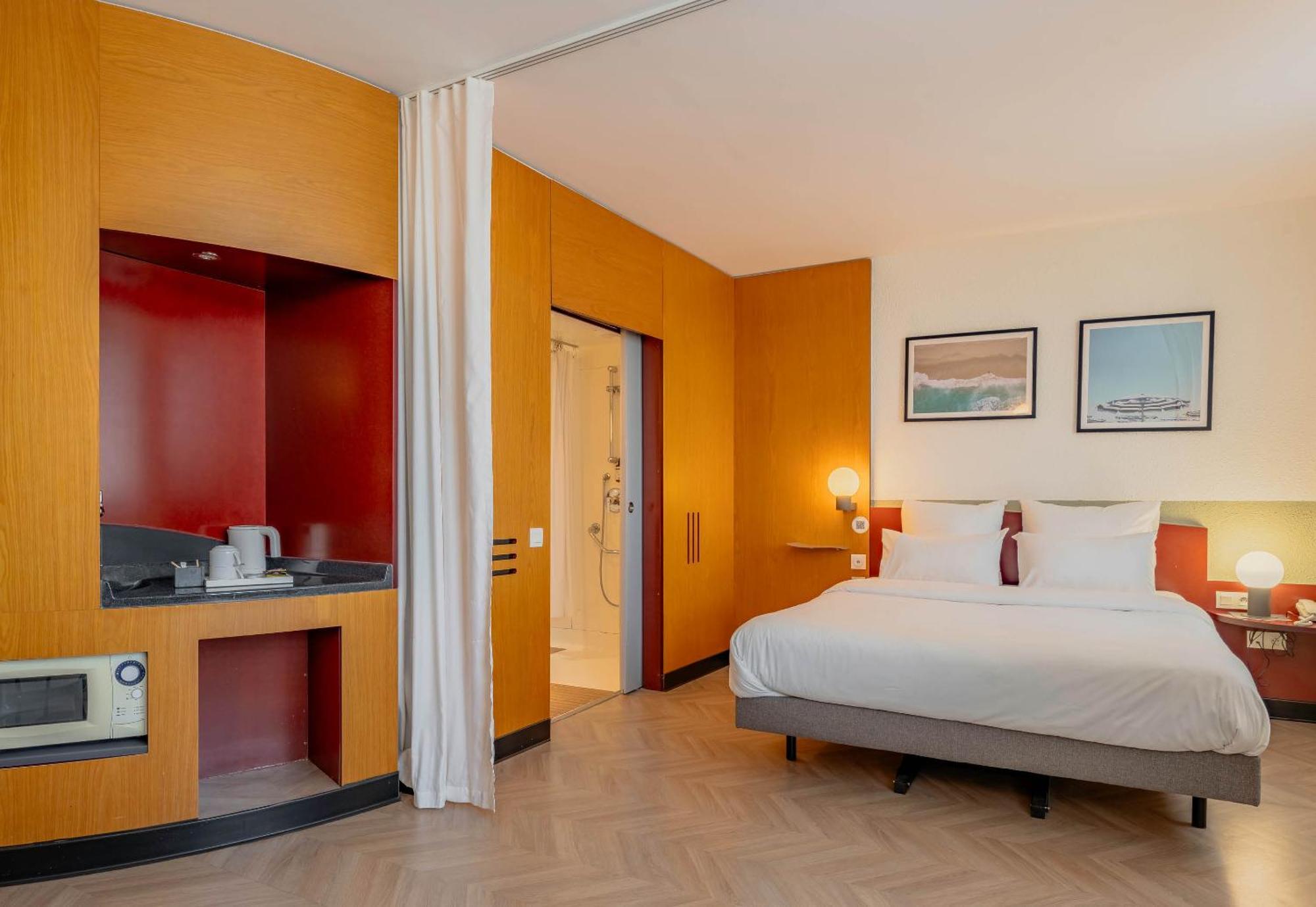 Calais Terminal Cite Europe 4 Etoiles 4* Coquelles