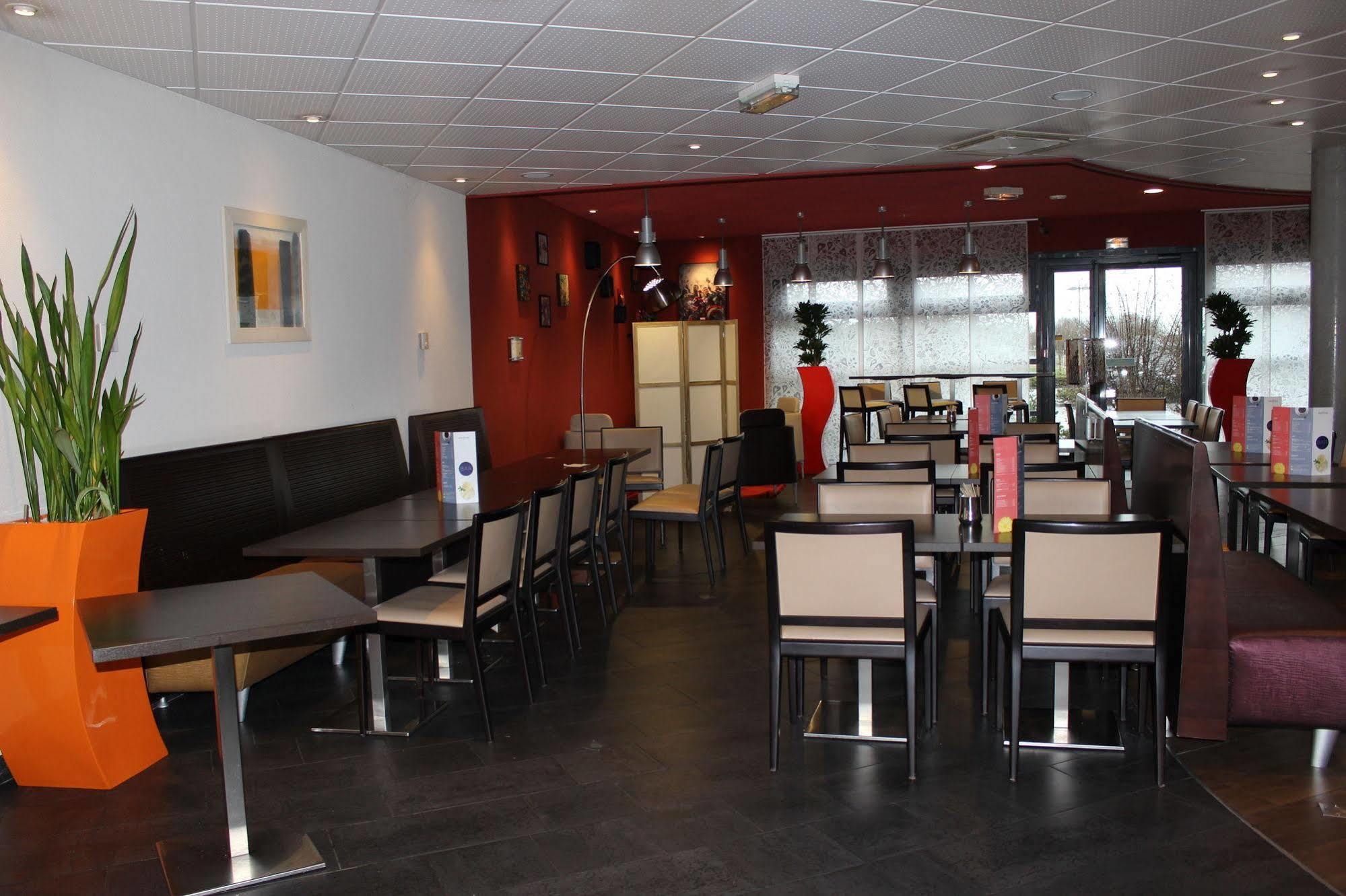 Calais Terminal Cite Europe 4 Etoiles Hotel