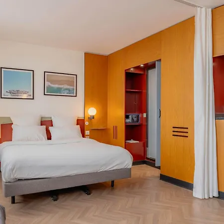 B&B Hotel Calais Terminal Cite Europe 4 Etoiles Coquelles Exterior photo